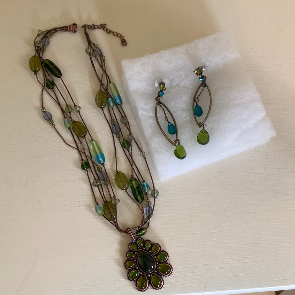 Necklace/Earring Set